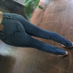 Levi's 524 jeans
